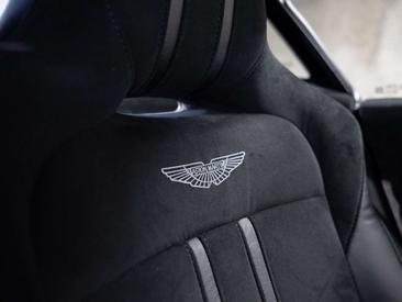 Aston Martin V8 4.0 510 — photo 28