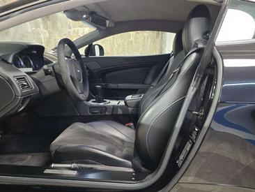 Aston Martin V8 4.7 — photo 6