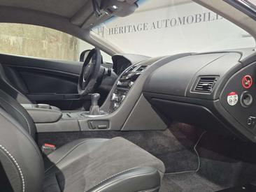 Aston Martin V8 4.7 — photo 27