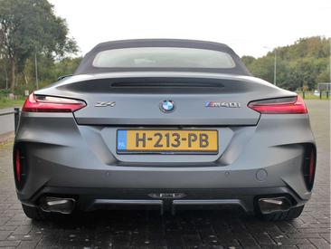 BMW Z4 Roadster First Edition M40i — photo 40