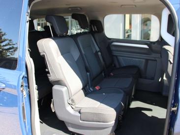 Volkswagen Multivan Caravelle Lang Blue — photo 9