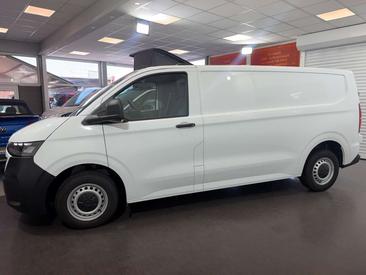 Volkswagen Transporter — photo 4