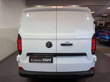 Volkswagen Transporter — photo 7