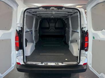 Volkswagen Transporter — photo 15