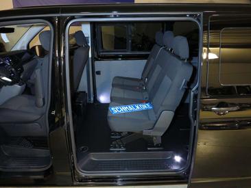Volkswagen Transporter — photo 3