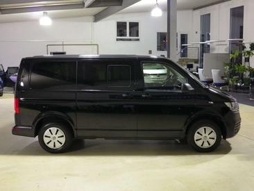 Volkswagen Transporter — photo 11