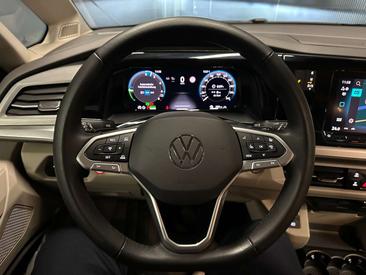Volkswagen Multivan California EHybrid 4Motion — photo 26