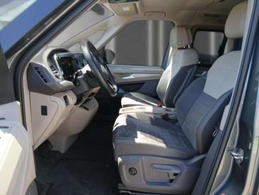 Volkswagen Multivan TDI Life — photo 9
