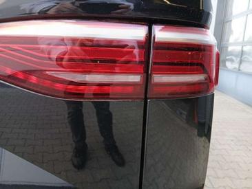 Volkswagen Multivan TDI Life — photo 7