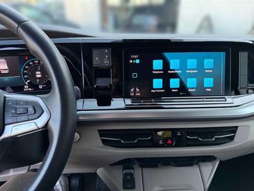 Volkswagen Multivan TDI Life — photo 10