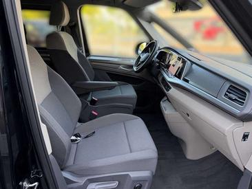 Volkswagen Multivan TDI Life — photo 17