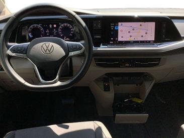 Volkswagen Multivan TSI Edition — photo 9