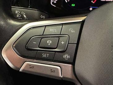 Volkswagen Multivan — photo 14