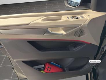 Volkswagen Multivan TDI Life — photo 13