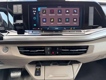 Volkswagen Multivan EHybrid 4Motion Edition — photo 9