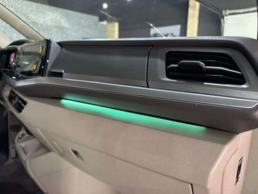 Volkswagen Multivan Edition — photo 8
