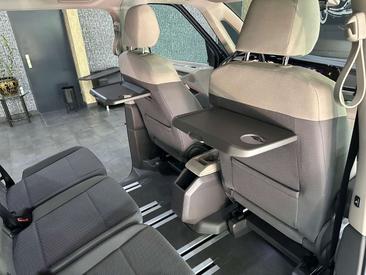 Volkswagen Multivan Edition — photo 12