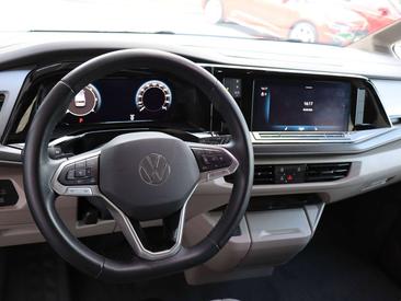 Volkswagen Multivan — photo 10