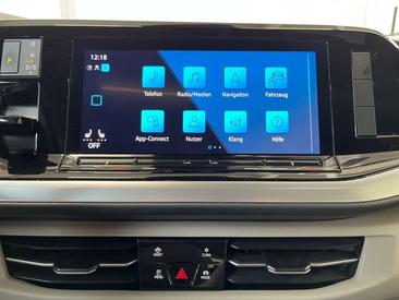 Volkswagen Multivan Hybrid Life — photo 12