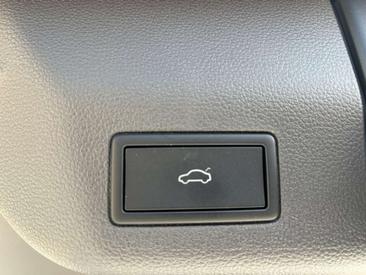 Volkswagen Multivan TDI — photo 6