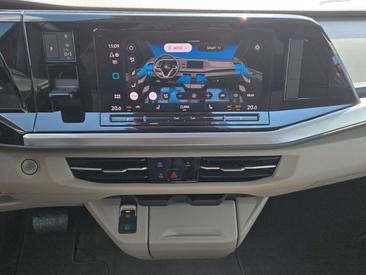 Volkswagen Multivan TDI Edition — photo 9