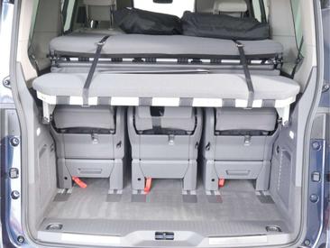 Volkswagen Multivan EHybrid Style — photo 16