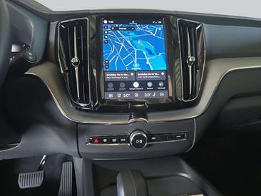 Volvo XC60 B5 Plus — photo 15