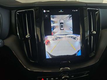 Volvo XC60 B5 Plus — photo 16