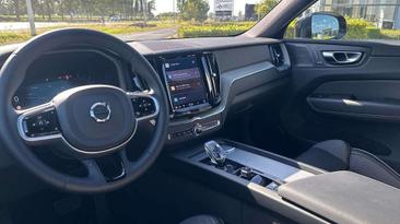 Volvo XC60 B5 Plus — photo 4