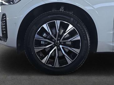 Volvo XC60 B5 Plus — photo 13