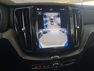 Volvo XC60 B5 Plus — photo 16