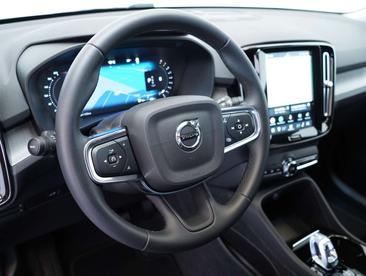 Volvo XC40 B4 Plus — photo 5