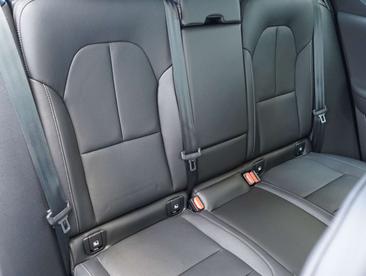 Volvo XC40 B4 Plus — photo 17