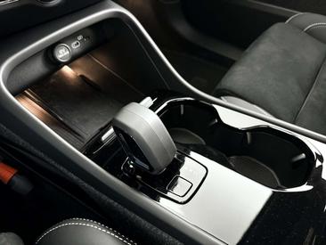Volvo C40 Recharge PLUS — photo 18