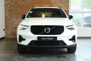 Volvo XC40 B4 Plus — photo 4