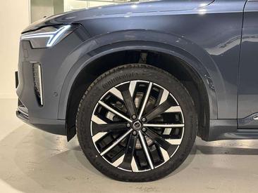 Volvo XC90 B5 Plus — photo 3