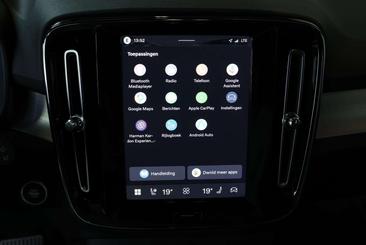 Volvo XC40 B4 Plus — photo 15
