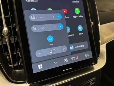 Volvo XC90 B5 Plus — photo 12