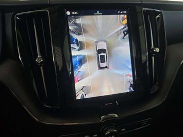 Volvo XC60 B5 Plus — photo 16