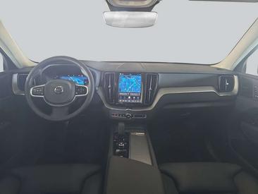 Volvo XC60 B5 Plus — photo 9