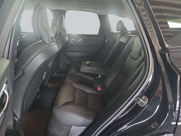 Volvo XC60 B5 Plus — photo 10