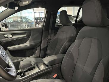 Volvo EX40 Single Motor Extended Range — photo 5