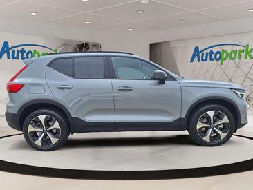 Volvo XC40 B3 Plus — photo 5