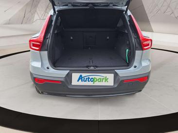 Volvo XC40 B3 Plus — photo 10