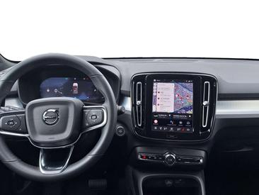 Volvo XC40 B3 Plus — photo 12