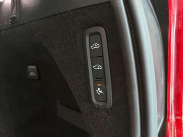 Volvo XC90 T8 Recharge Plus — photo 32