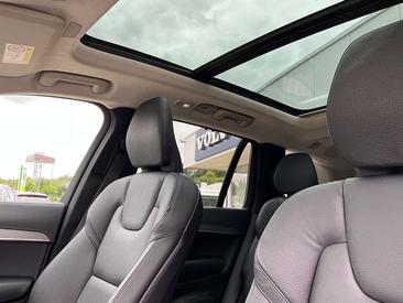 Volvo XC90 B5 Ultimate — photo 14