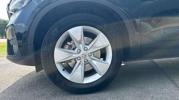Volvo XC40 B3 Core — photo 9