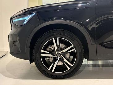 Volvo XC40 B3 Plus — photo 3
