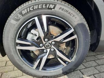 Volvo XC40 B3 Plus — photo 6